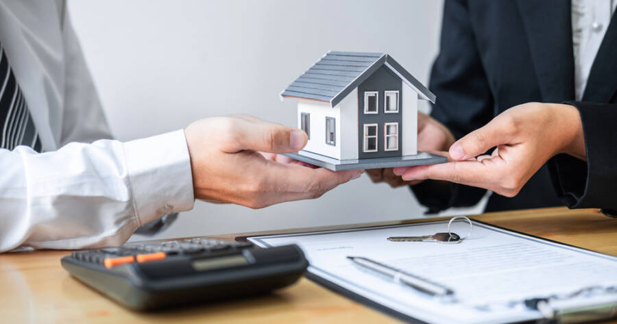 Scopri il Valore della Tua Casa Immediatamente con i Calcolatori Online